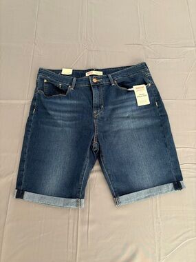 NWT Signature by Levi Strauss Mid-Rise Dark Wash Denim Bermuda Shorts  Sz 14